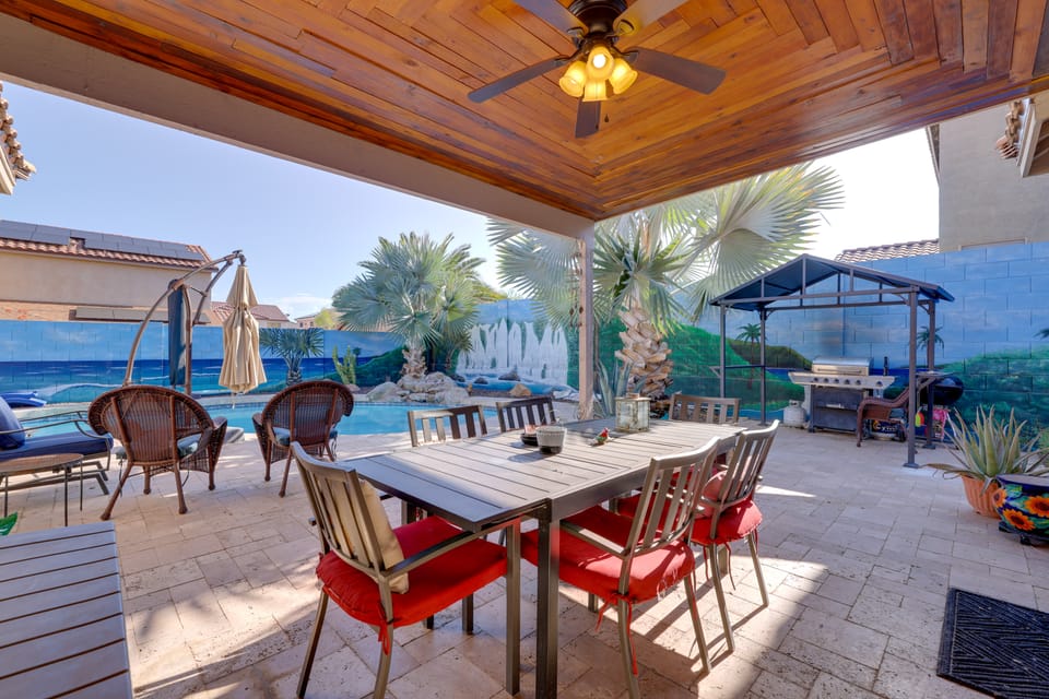 Family Home w/ Community Perks in Peoria House in Glendale