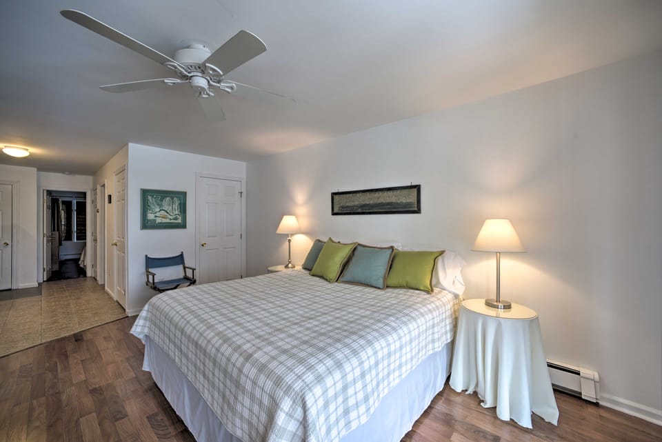 Bolton Landing Suite w/ Deck, Lake George Access Apartment in Bolton Landing
