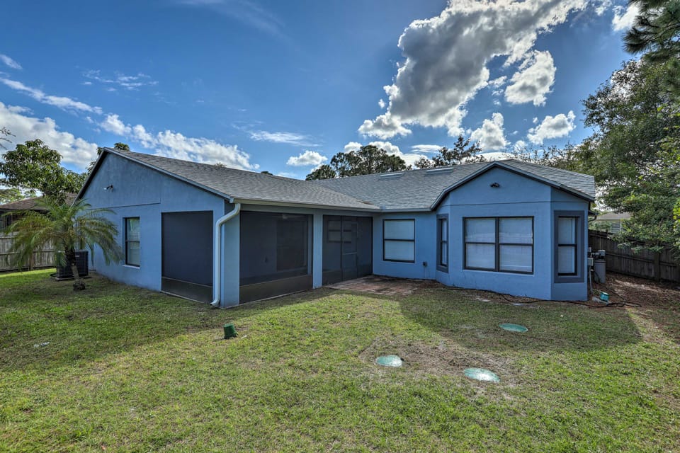 Charming Palm Bay Retreat w/ Spacious Yard! House in Palm Bay