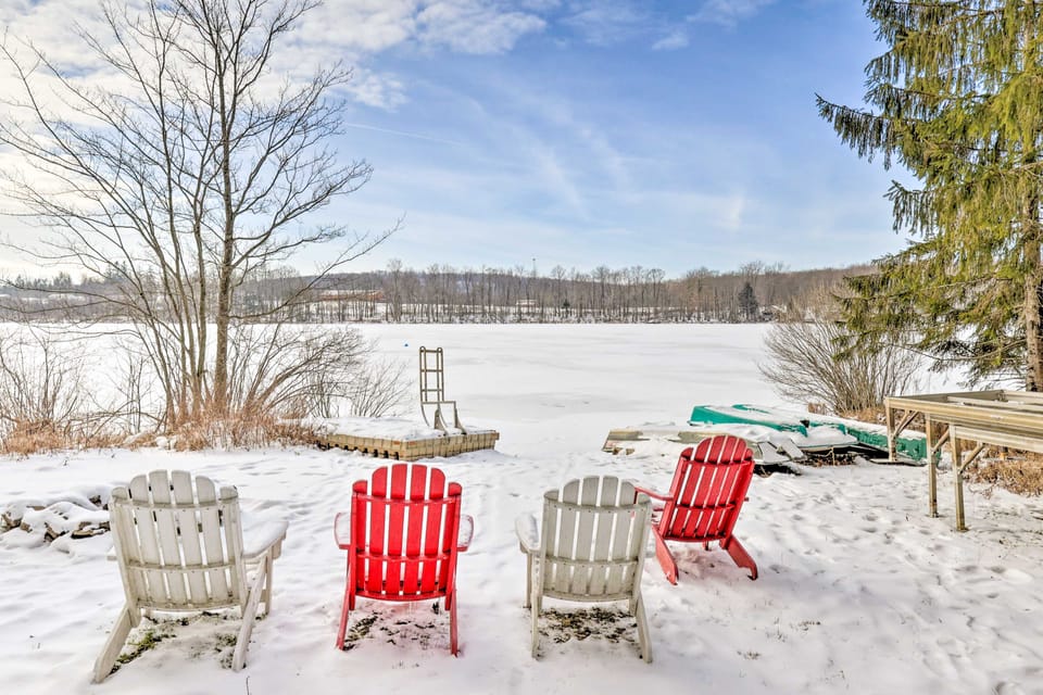 Private Lake Access & Canoes: Pennsylvania Cottage Cottage in Pennsylvania