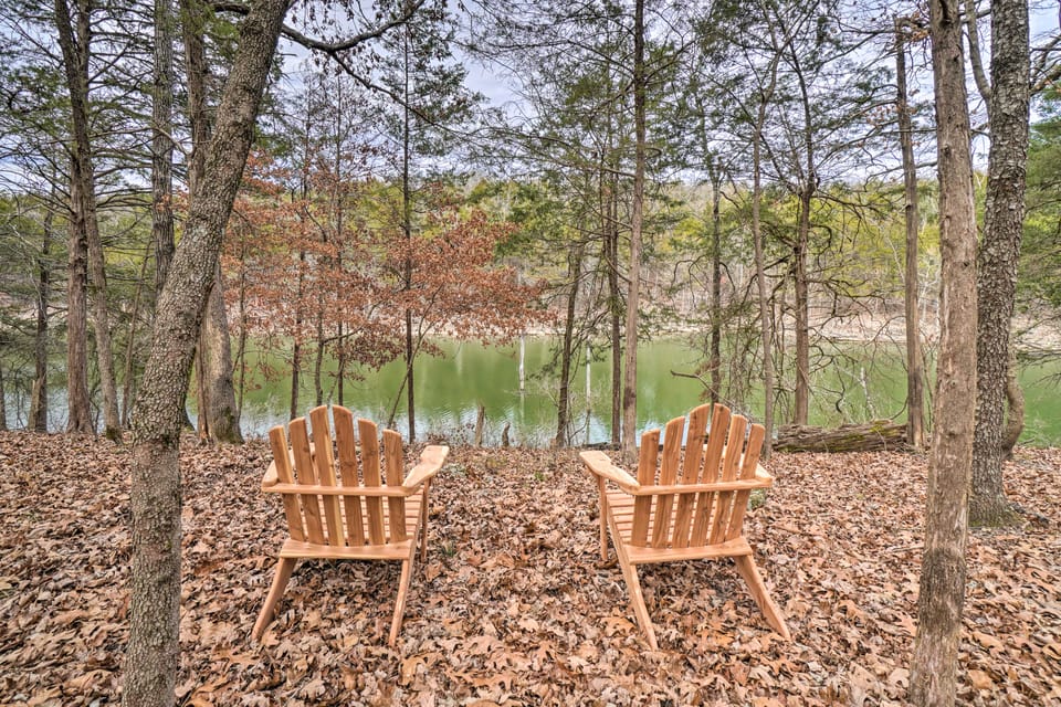 Fire Pit + Views: Family Cabin on Table Rock Lake House in Roaring River Township