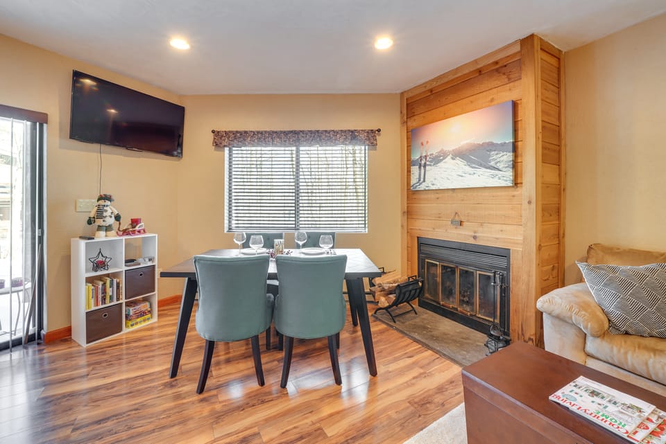 Idyllic Somerset Condo: Ski, Hike & Relax! Apartment in Pennsylvania