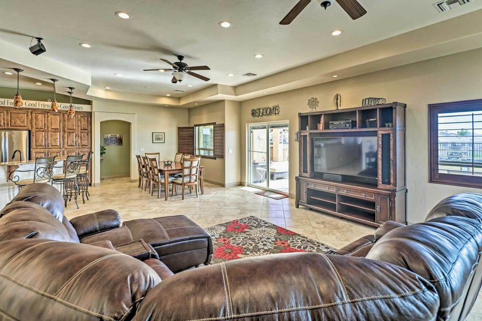 Luxe Retreat w/ Lake Havasu View & Pool! House in Lake Havasu City