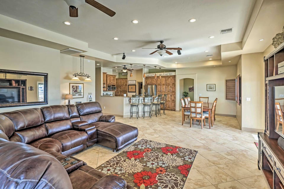 Luxe Retreat w/ Lake Havasu View & Pool! House in Lake Havasu City