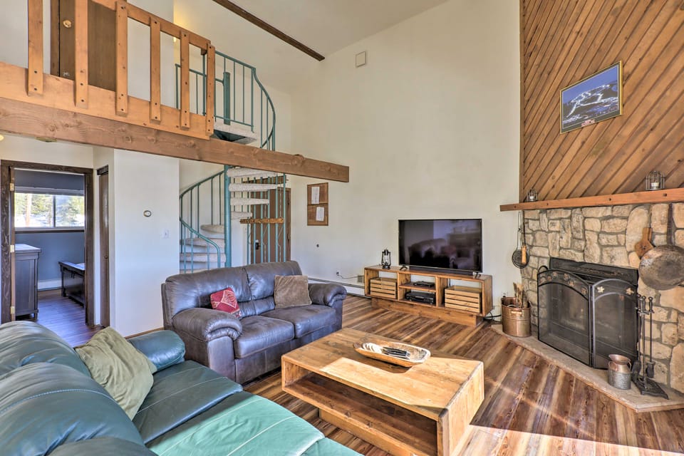 Mtn-View Silverthorne Gem w/ Shared Hot Tub Apartment in Wildernest