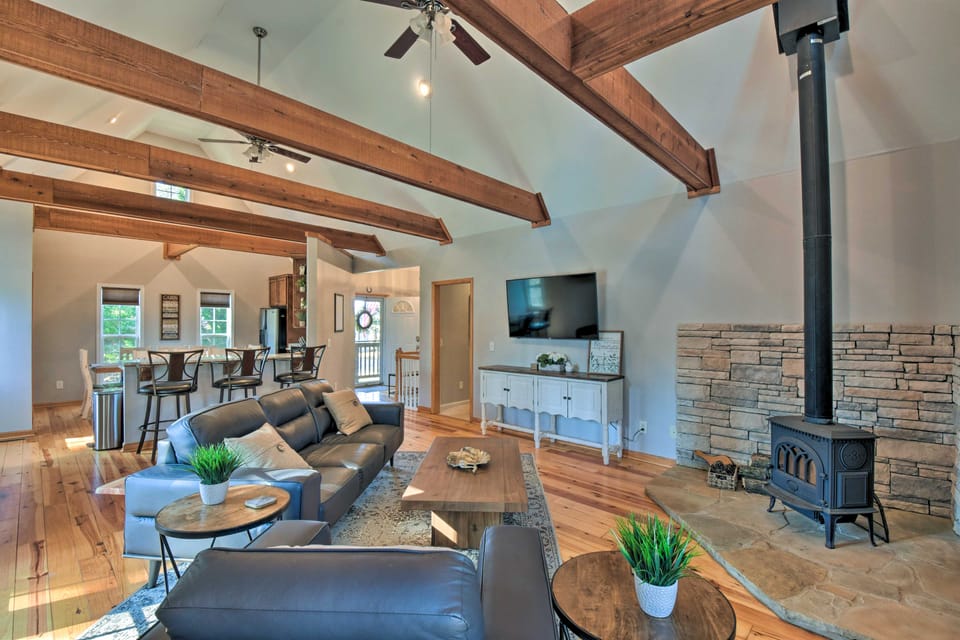 Family-Friendly Lake Lanier Escape on 2 + Acres! House in Lake Lanier
