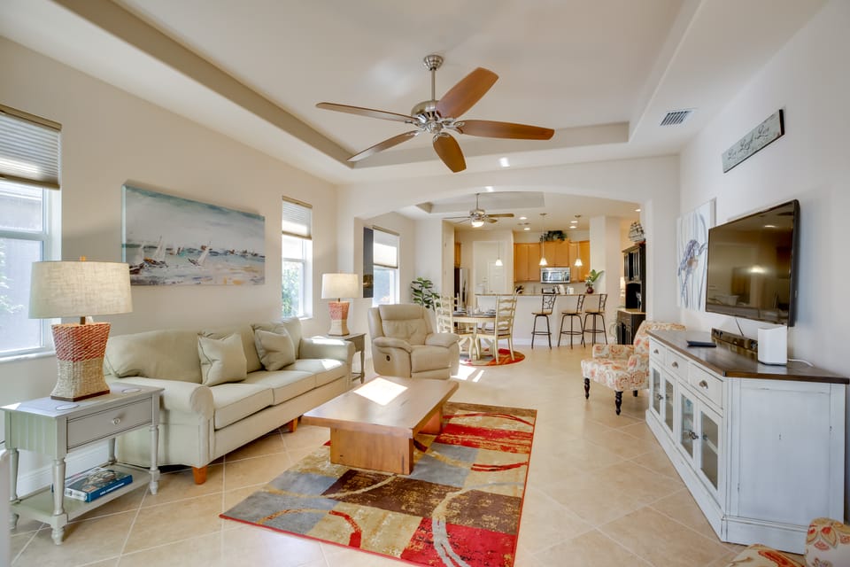 Calming Estero Home w/ Community Pool & More! House in Estero