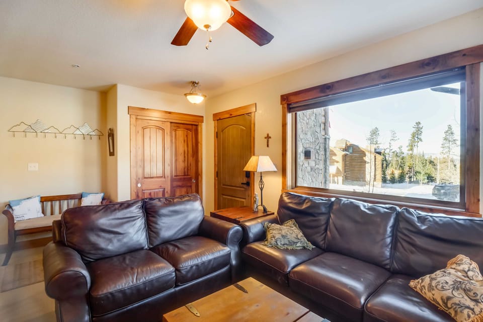 Central Fraser Condo 8 Mi to Winter Park Ski! Apartment in Fraser