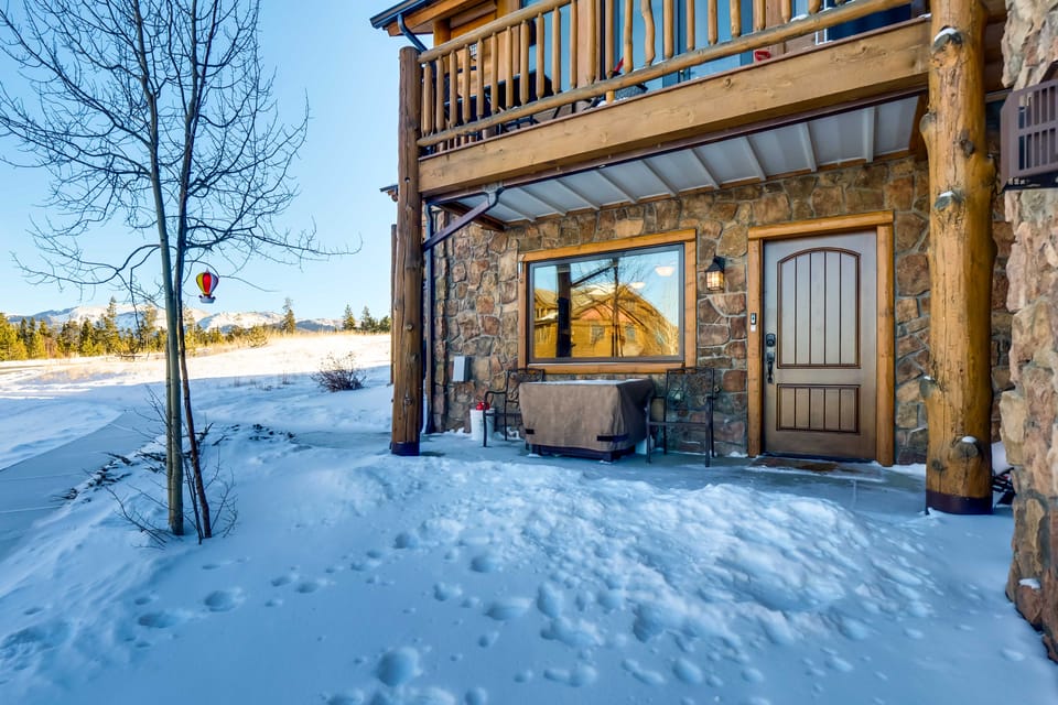 Central Fraser Condo 8 Mi to Winter Park Ski! Apartment in Fraser