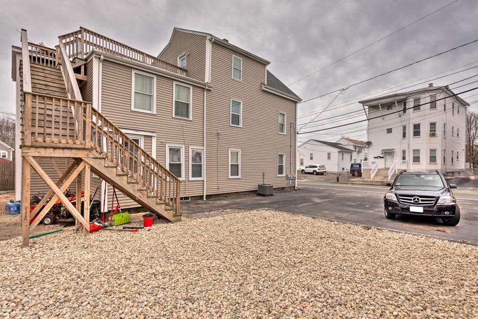 Stunning Brockton Apt < 4 Mi to Westgate Mall! Apartment in Brockton