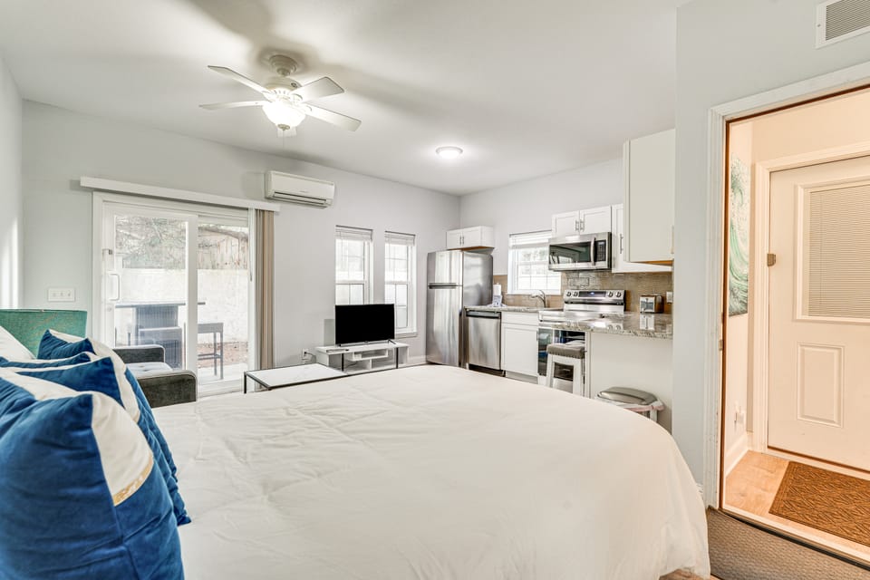 Renovated PCB Studio, 2 Min Walk To Laguna Beach! Apartment in Laguna Beach