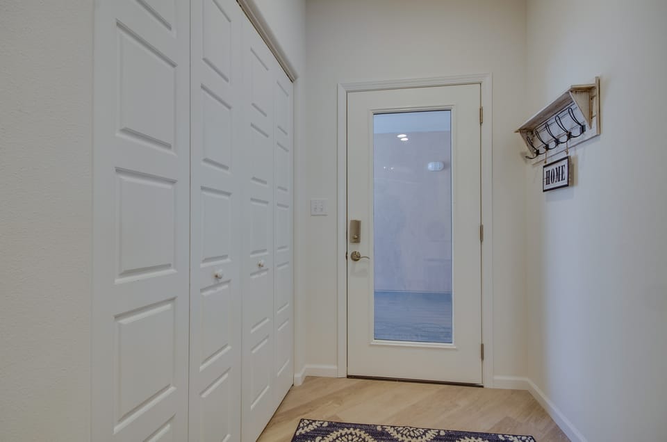 Water Views + Pool Access: Lake Ozark Escape! Apartment in Lake of the Ozarks