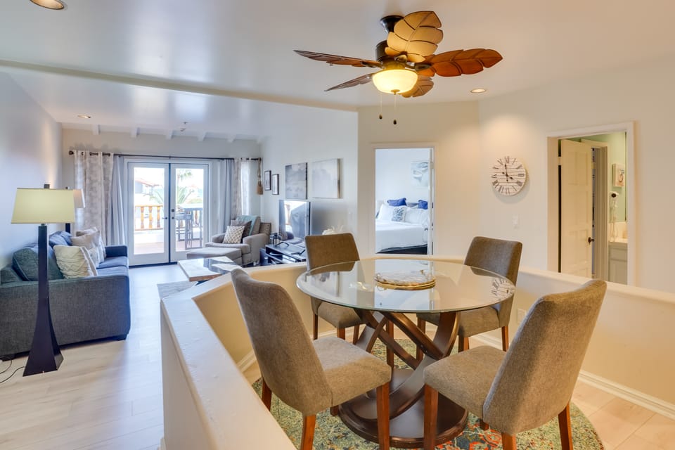 Gorgeous Catalina Island Condo with Golf Cart! Apartment in Avalon