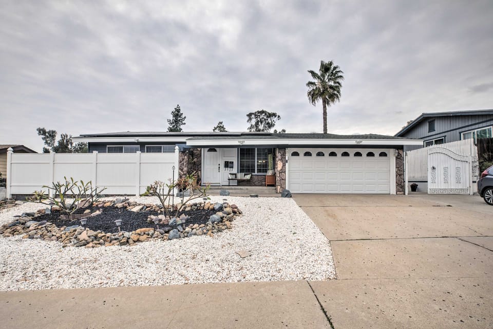 Relaxing Poway Apt w/ Patio Near Parks & Wineries! Apartment in Poway