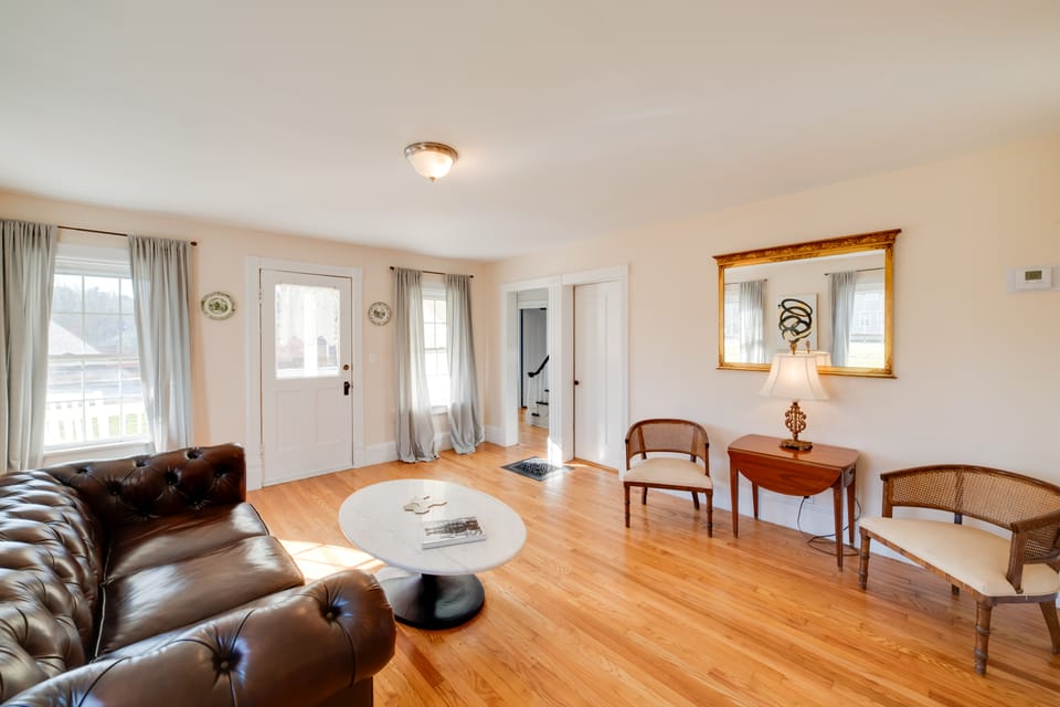 < 4 Mi to Cooperstown: Charming Historic Home! House in New York