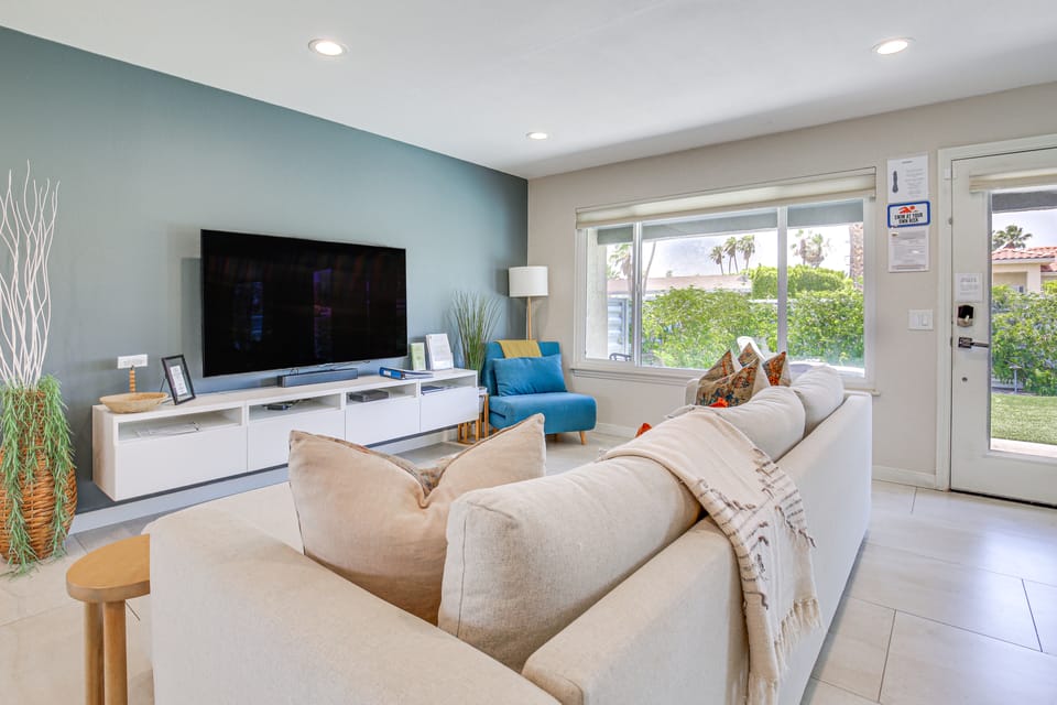 Palm Springs Pad w/ Outdoor Kitchen + Views! House in Palm Springs
