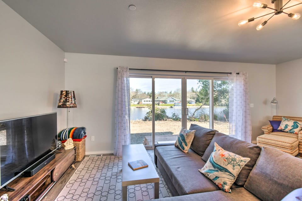 Dock, Water Views: Dog-Friendly Ocean Shores Home! House in Ocean Shores