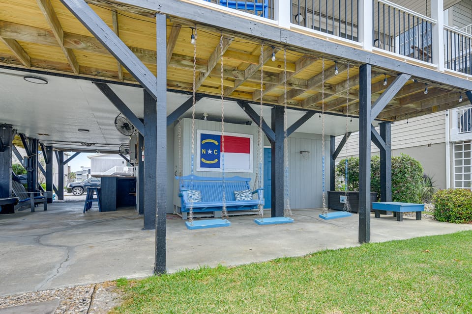 Gorgeous OIB Escape w/ Dock & Canal View! House in Ocean Isle Beach