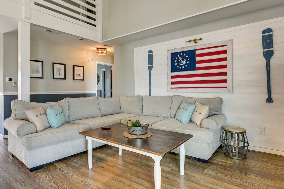 Gorgeous OIB Escape w/ Dock & Canal View! House in Ocean Isle Beach