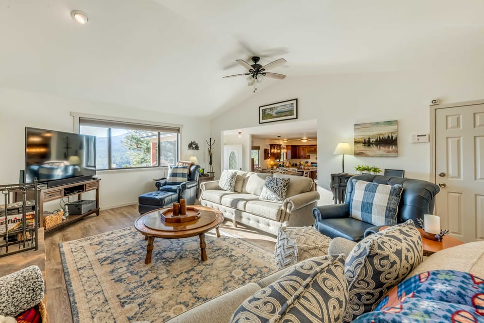 Wildlife Watching & Mtn Views: Luxe Ruidoso Escape House in Ruidoso