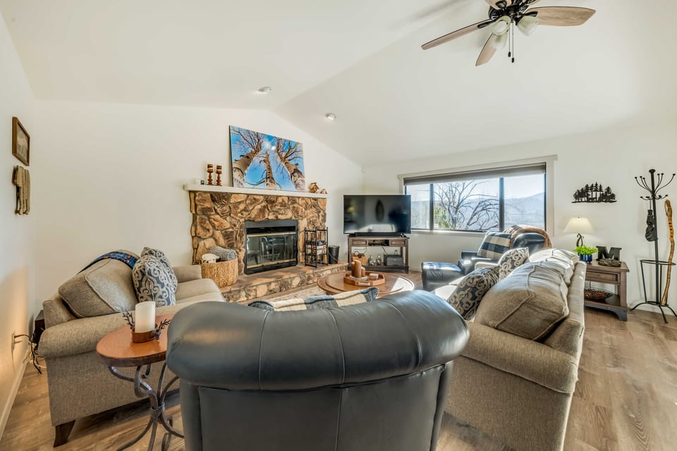 Wildlife Watching & Mtn Views: Luxe Ruidoso Escape House in Ruidoso
