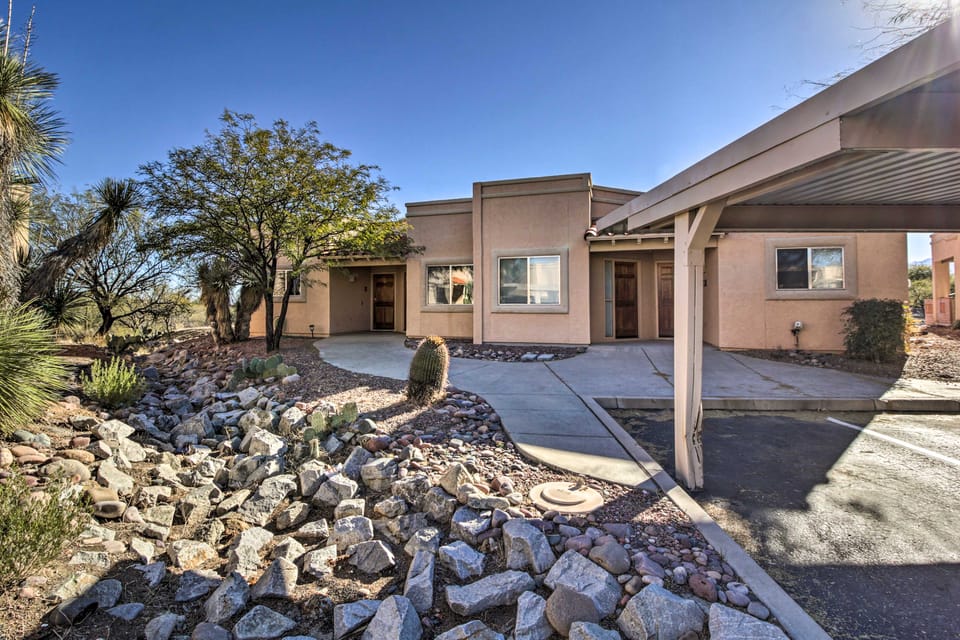 Tranquil Green Valley Townhome w/ Mtn Views! Apartment in Green Valley