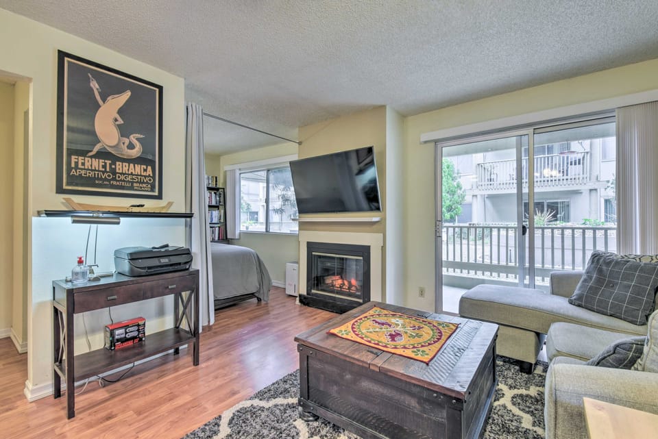 Cali Studio w/ Resort Perks: 6 Mi to San Fran Apartment in Daly City