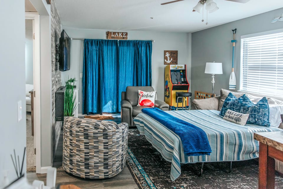 Updated Branson Condo w/ Indoor Pool Access! Apartment in Branson