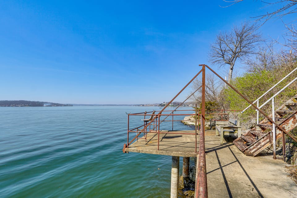 ‘Cliff View Haven’ | Million-Dollar Views at 6MM House in Lake of the Ozarks