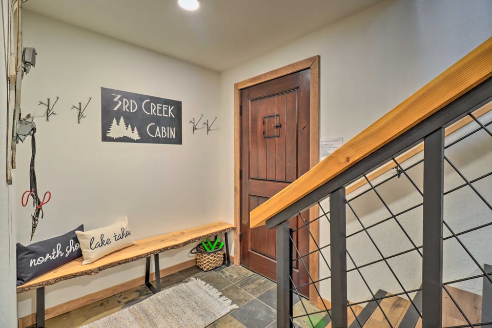 2 Mi to Beach: Incline Village Cabin w/ Patio! House in Incline Village