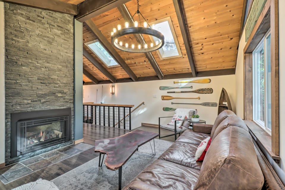 2 Mi to Beach: Incline Village Cabin w/ Patio! House in Incline Village