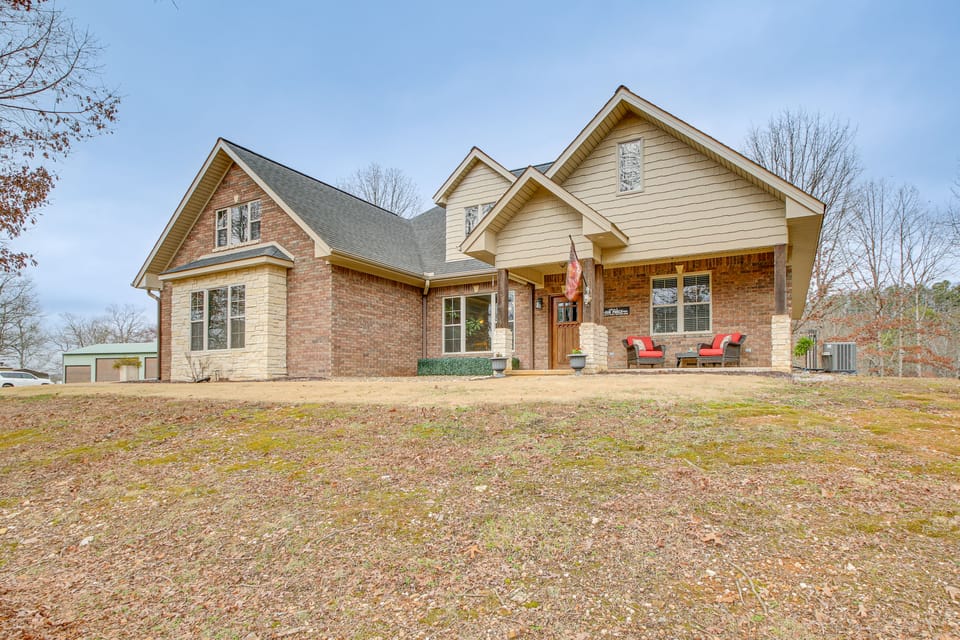 < 5 Mi to Lake Desoto: Grand Hot Springs Home House in Garland County