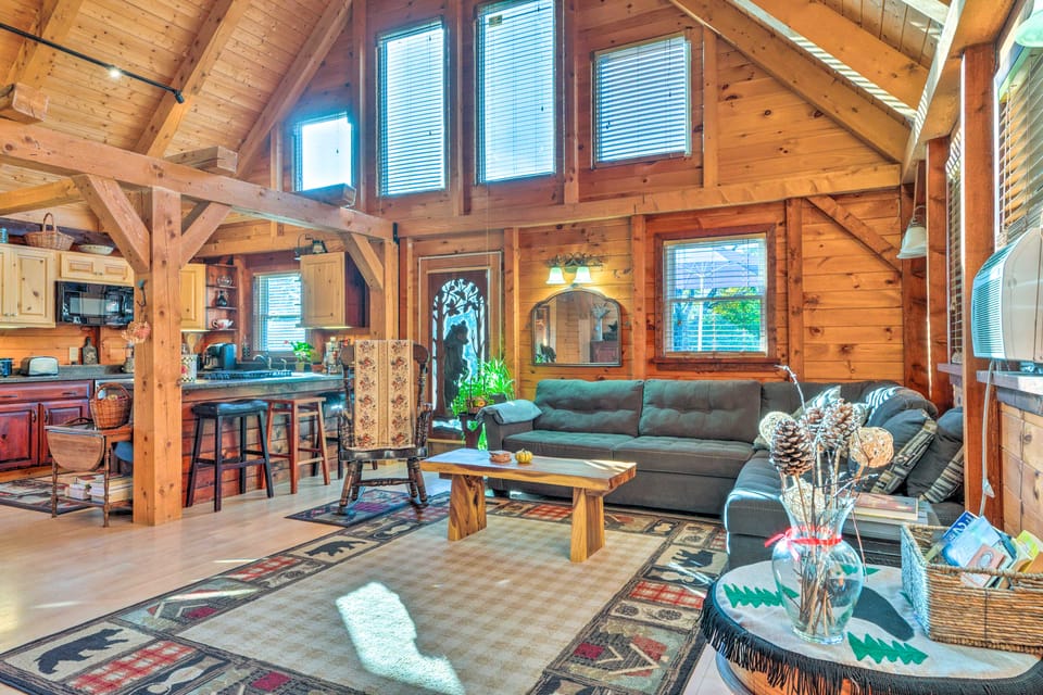 West Danville Cabin: Day Trip to Stowe Mtn! House in Vermont