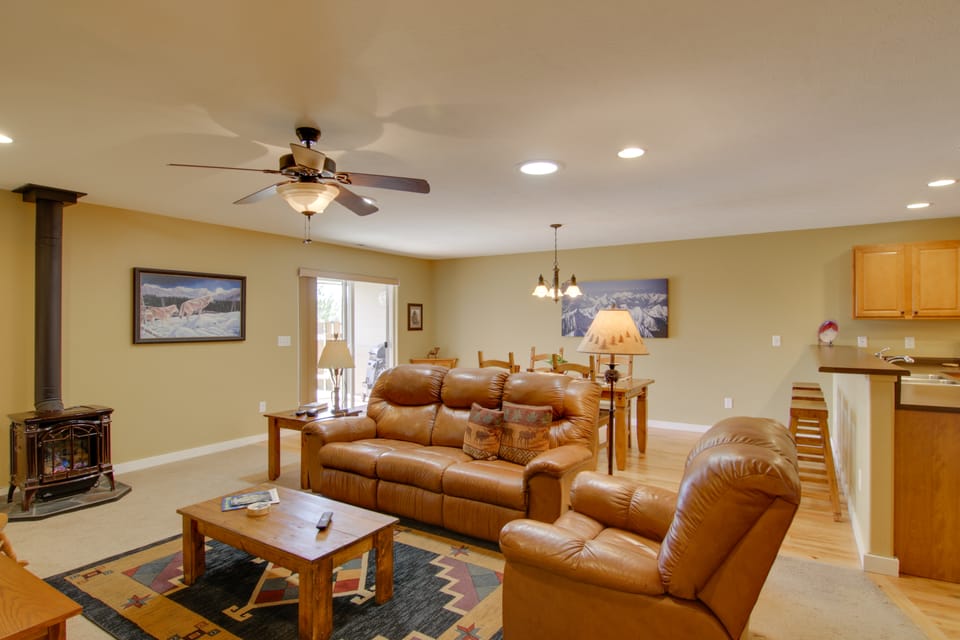 Bozeman Condo w/ Grill ~ 2 Mi to Hot Springs! Apartment in Idaho