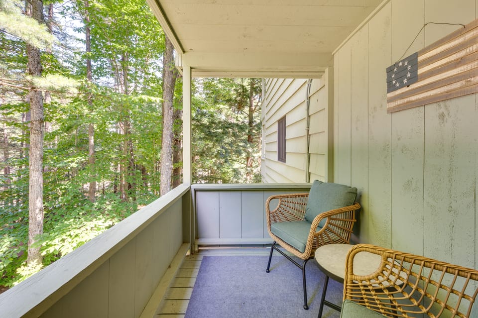 Cozy Bartlett Condo w/ Deck & Resort Amenities! Apartment in Bartlett