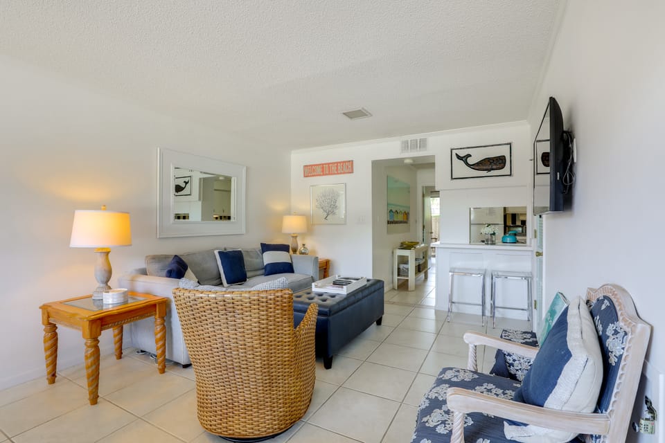 650 Feet to the Beach! Arcadian Shores Townhome Apartment in South Carolina