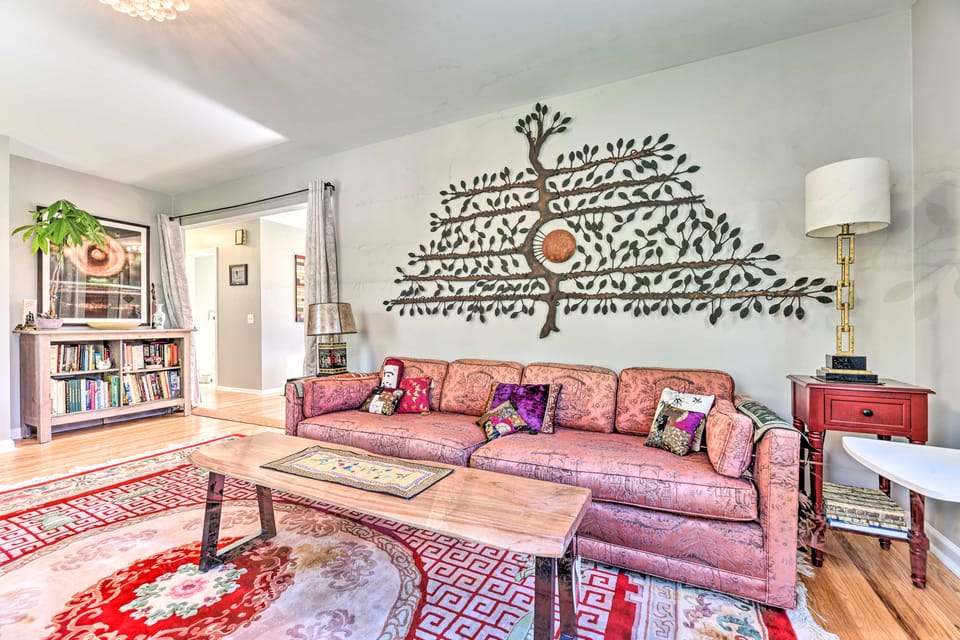 Pittsford ‘Trolley Home’ - Near Erie Canal! Apartment in New York
