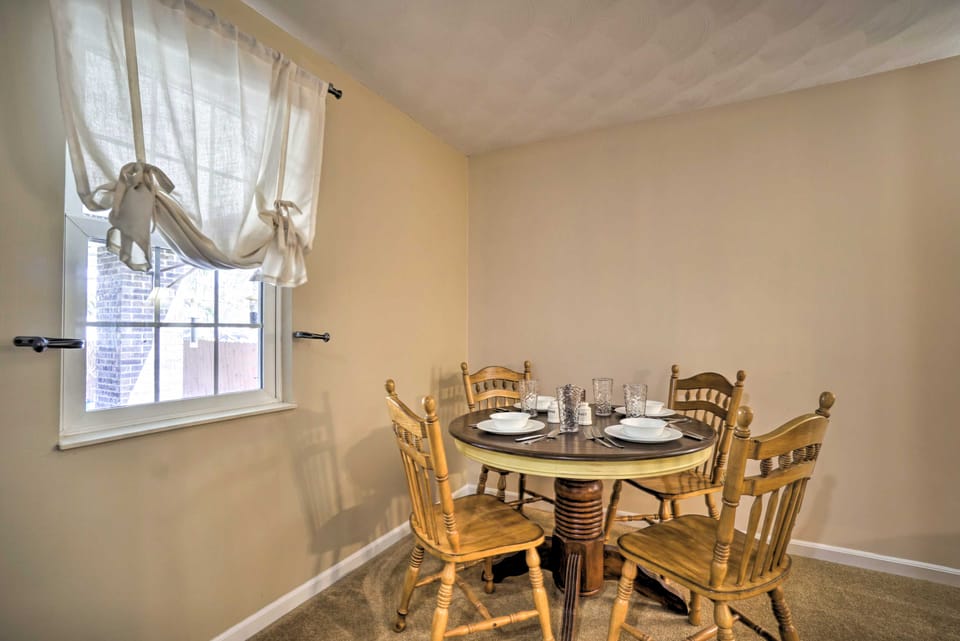 Delightful Tipp City Unit w/ Covered Patio! Apartment in Ohio