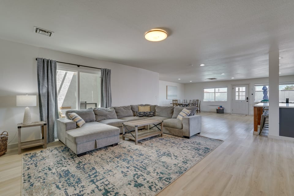 Pool, Game Room, Hot Tub: Lake Havasu City Oasis! House in Lake Havasu City