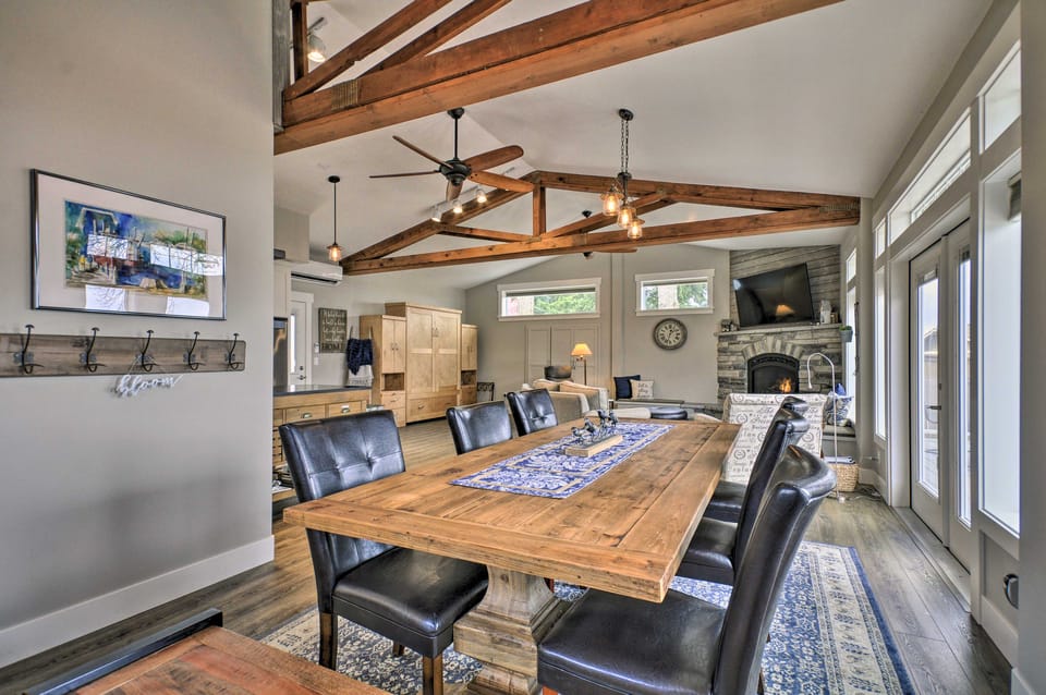 'Traveler's Retreat' Studio w/ Patio & Yard! Apartment in Clackamas County