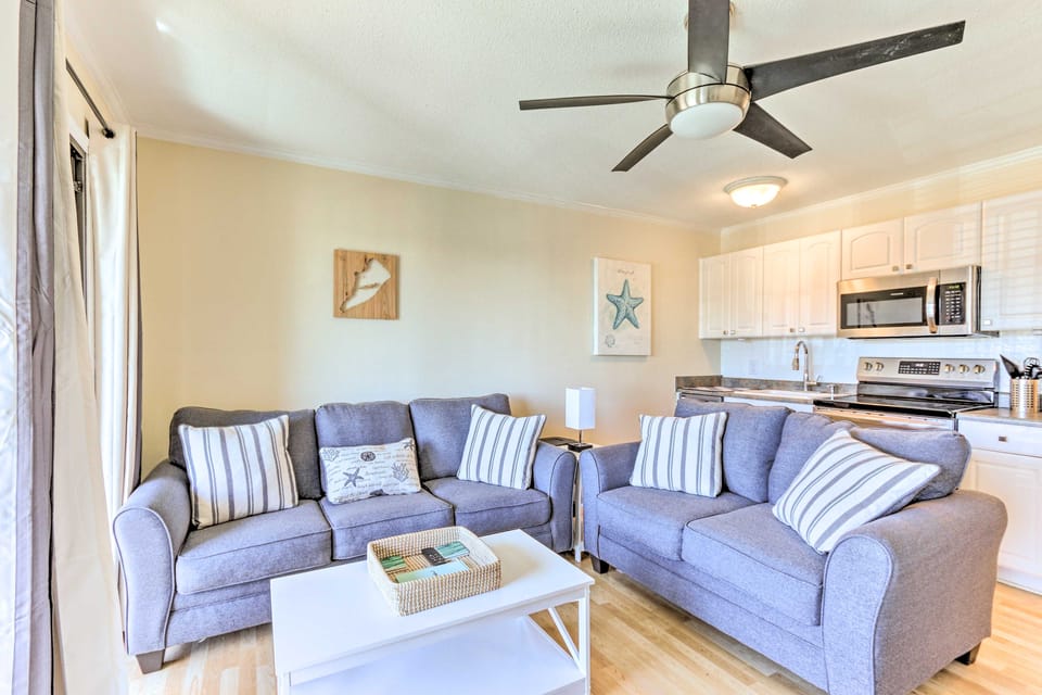 Beach & Pool Access: HHI Resort Condo, Near Golf! Apartment in Hilton Head Island