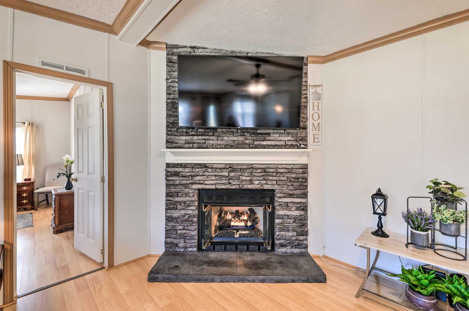 Updated Home Near Neuse River Fishing & Boating House in North Carolina