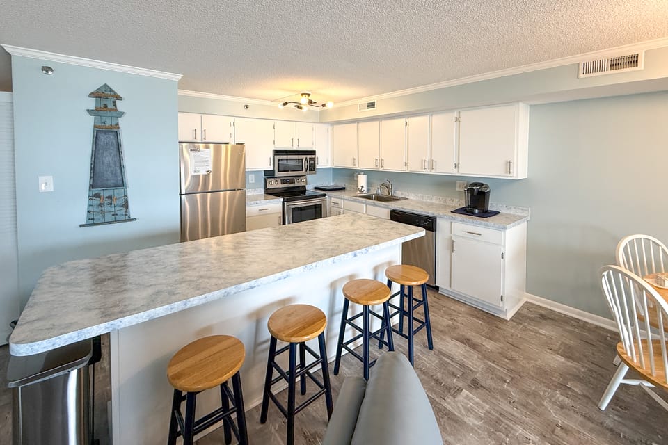 Walk to Boardwalk! Waterfront Ocean City Condo Apartment in Ocean City