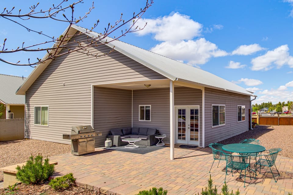 Private Patio + Gazebo: Show Low Hideaway! House in Show Low