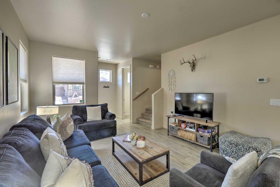 Centrally Located Flagstaff Vacation Home w/ Patio House in Flagstaff