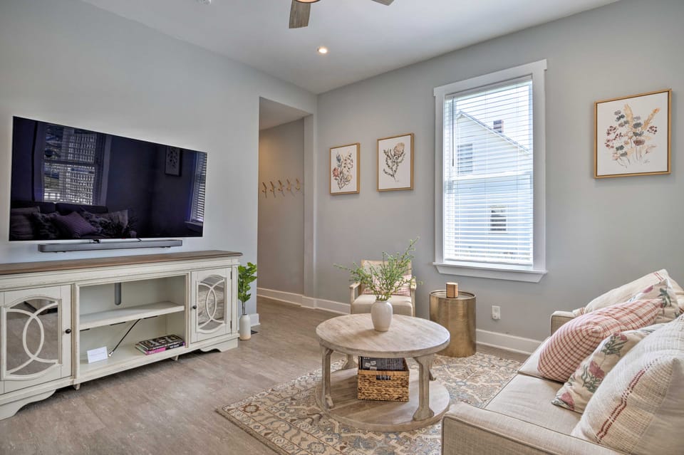 Family-Friendly Home Near Noblesville Square! House in Noblesville