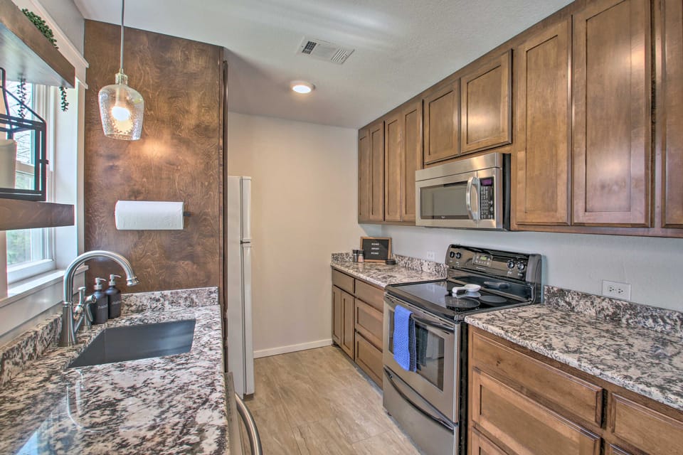 Cozy Hideaway Near Lake Ouachita & Hot Springs! House in Garland County