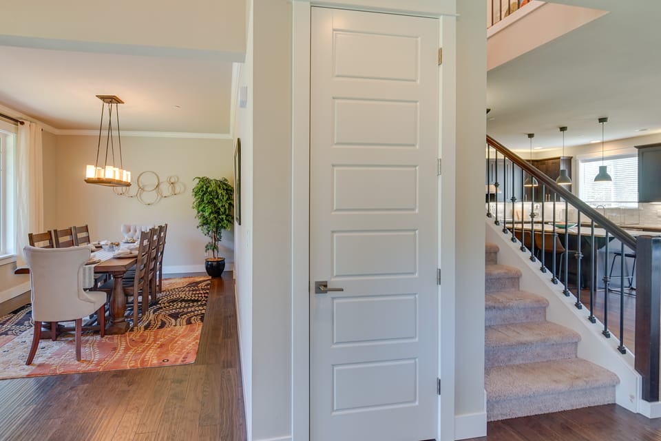 Spacious Carnation Home w/ Grill & Large Yard House in King County