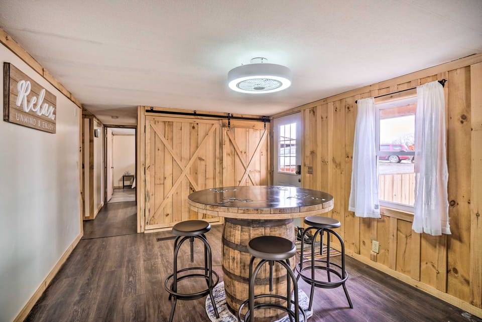 'Take 5' Retreat w/ Hot Tub: Relax, Rest, Refresh! House in Ohio
