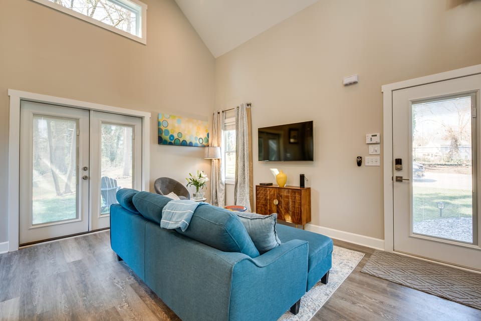 West Atlanta Craftsman Studio with Front Yard! Apartment in Atlanta